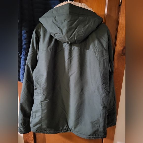 Hollister sherpa lined all weather jacket. Unisex xl. - Picture 5 of 16